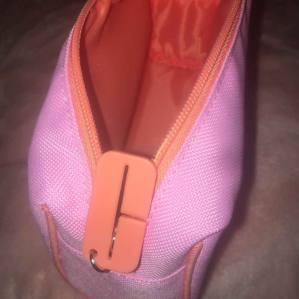 Clinique bag
